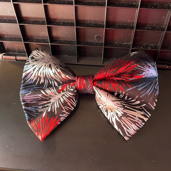 Fireworks bow - Picture 1 of 4